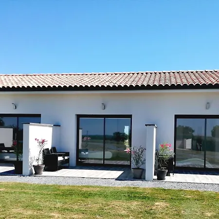 Le Temps D'un Reve Pensión 3*